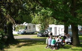Ferienwohnungen am Campingplatz