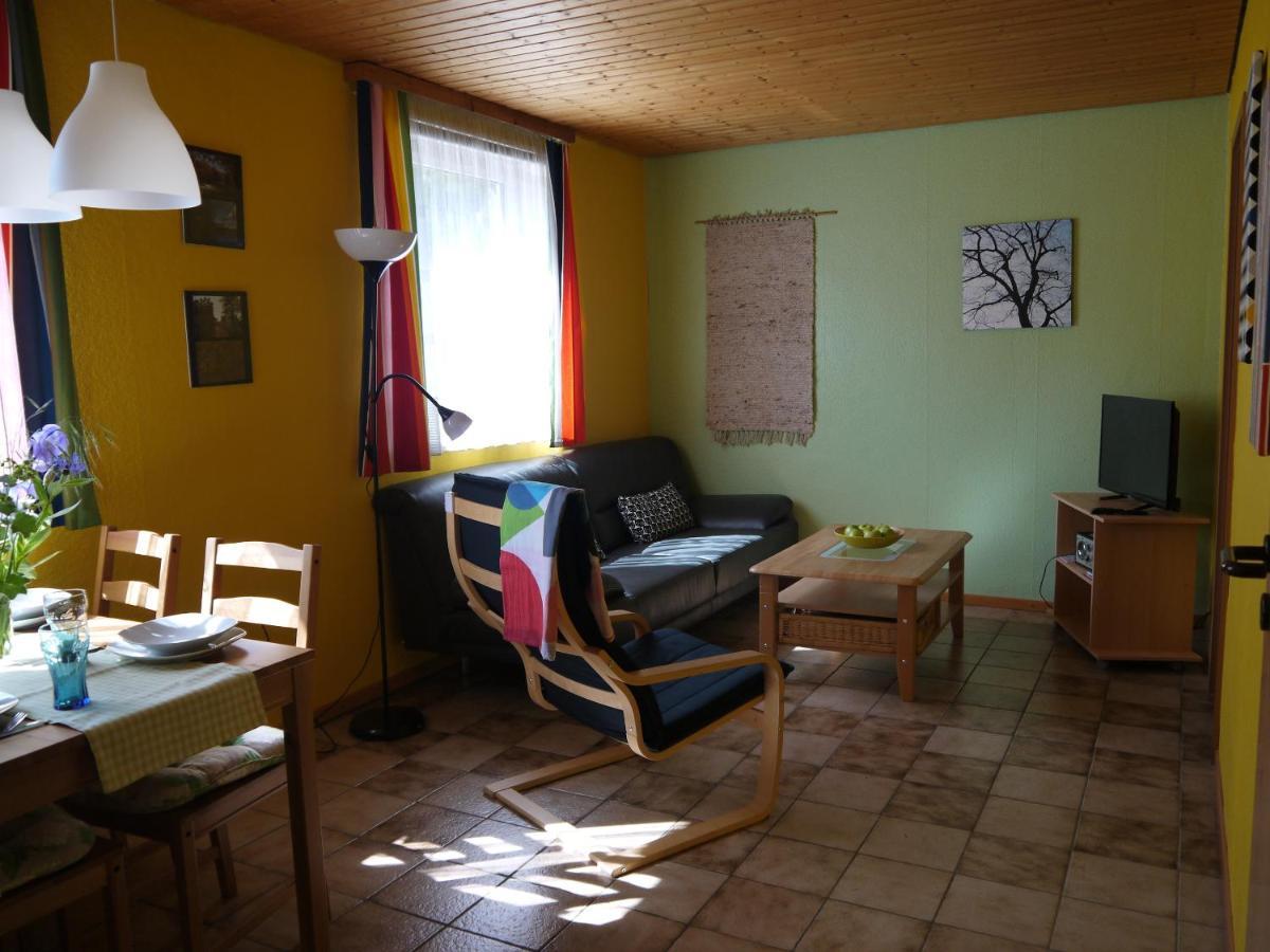 Ferienwohnungen am Campingplatz Trendelburg Buitenkant foto