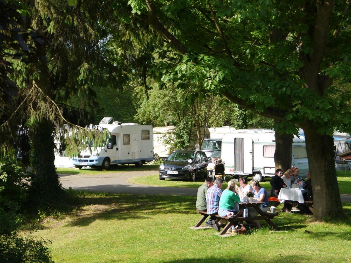 Ferienwohnungen am Campingplatz Trendelburg Buitenkant foto